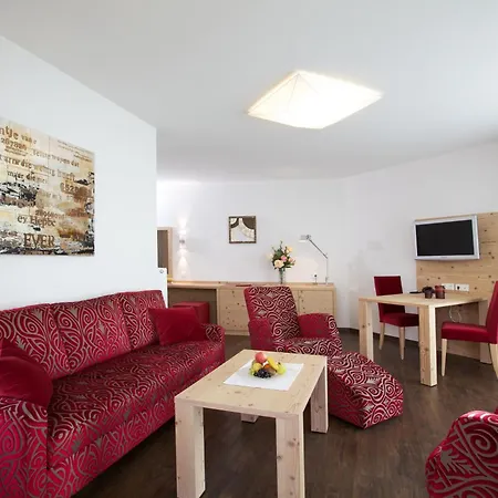 Hotell Naturparkhotel Adler 4*