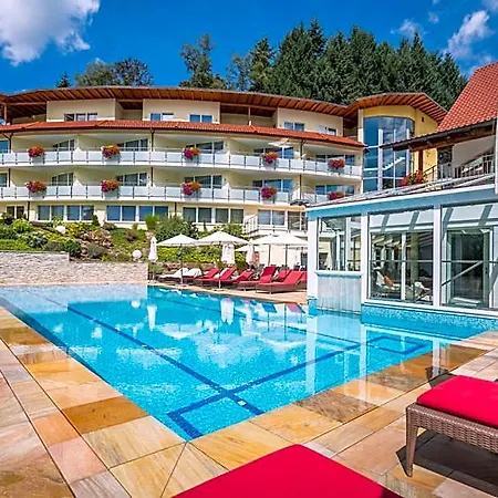 호텔 Naturparkhotel Adler 4*