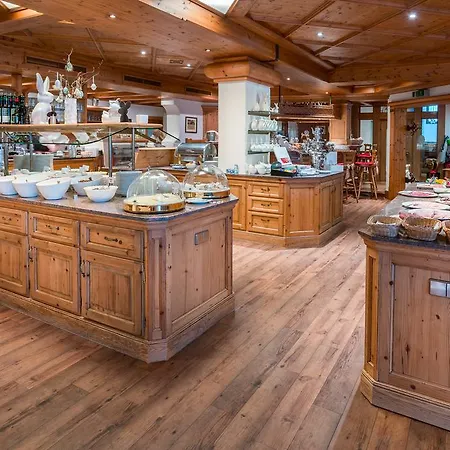 Naturparkhotel Adler 4*