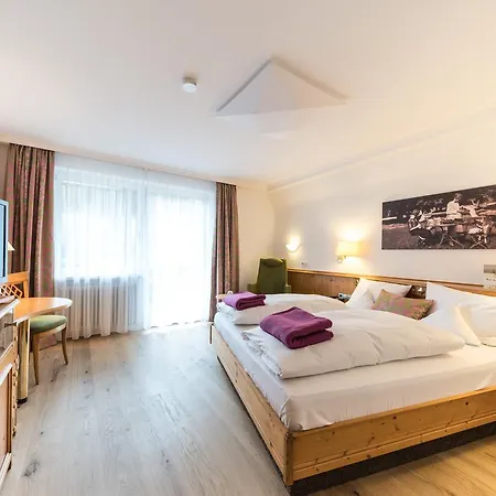 Naturparkhotel Adler 호텔 볼파흐