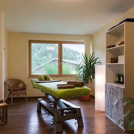 Hotel Naturparkhotel Adler 4*
