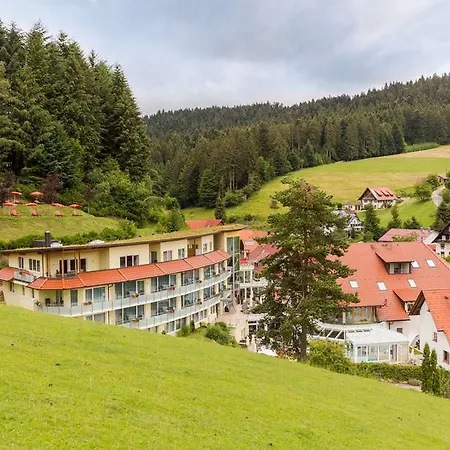 Naturparkhotel Adler 4*
