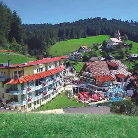 Naturparkhotel Adler 4*