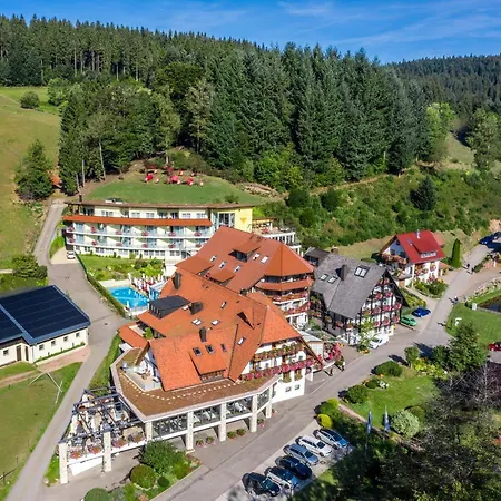 Naturparkhotel Adler فندق