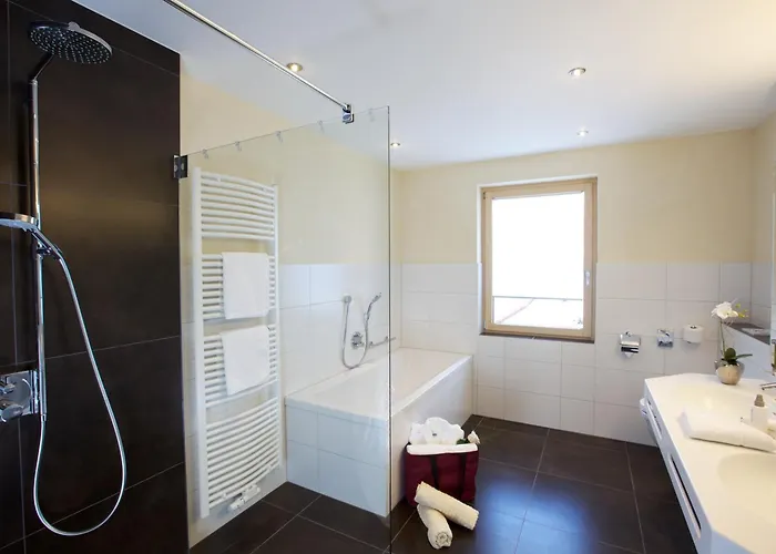 Naturparkhotel Adler 4*