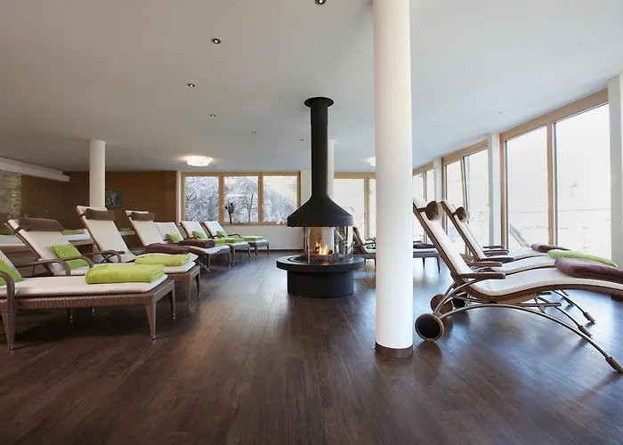 Отель Naturparkhotel Adler